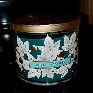 BATH & BODY WORKS 3 WICK CANDLE